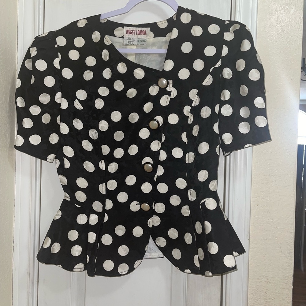 Brand-Vintage Maggy London Polka Dot Blouse Size-10  Color-Black
